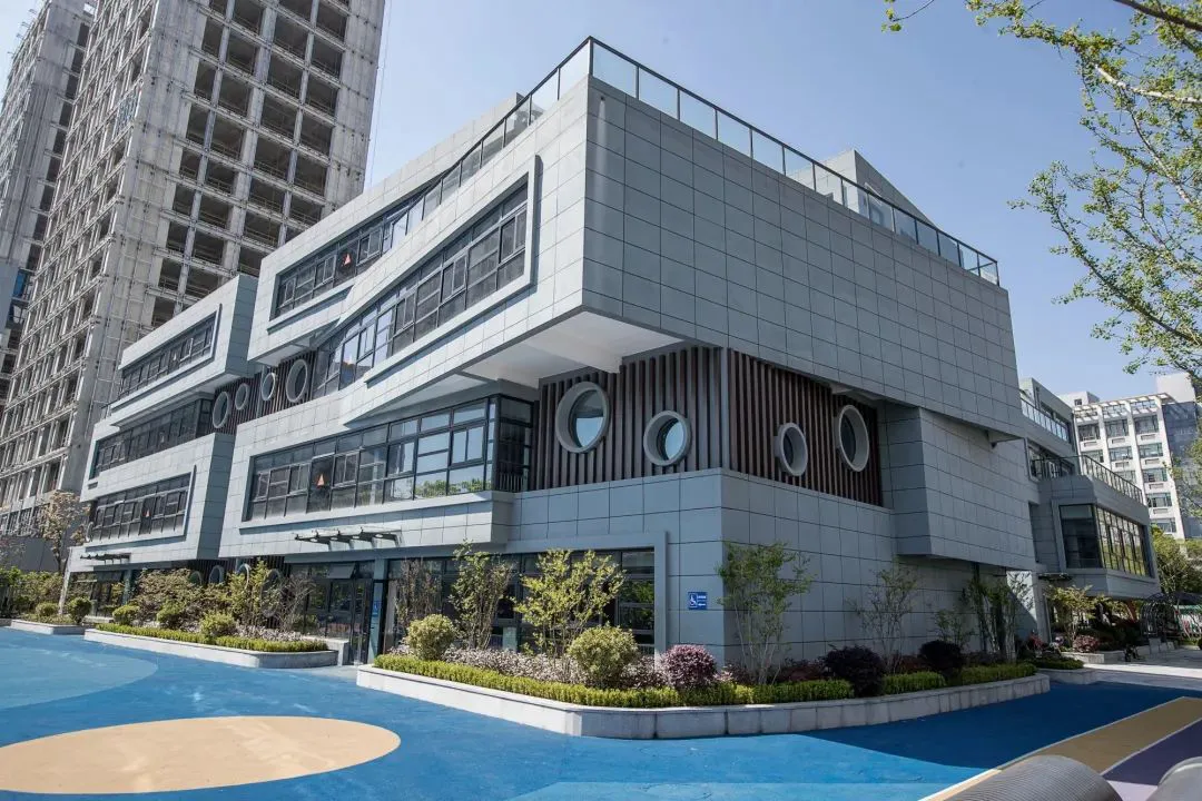 青少年学生篮球训练营发言稿_0